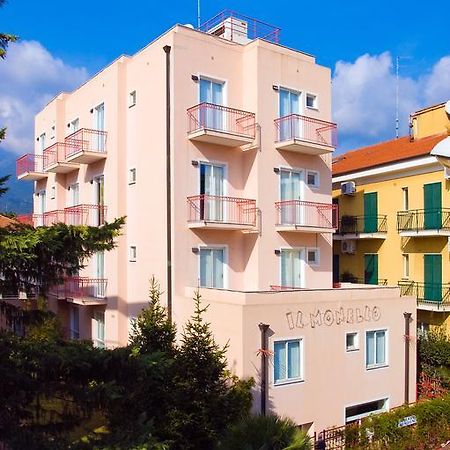 Residence Il Monello Loano Exterior foto